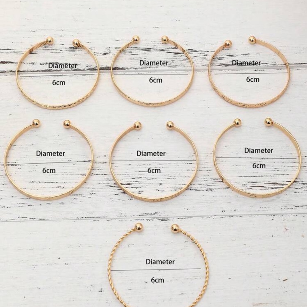 New 7 piece bangle set  bracelets - Picture 5 of 5